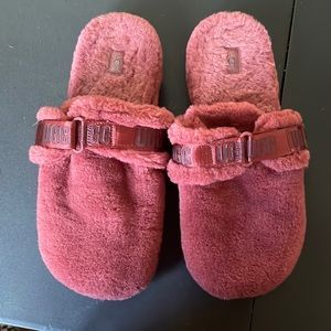 Ugg slippers